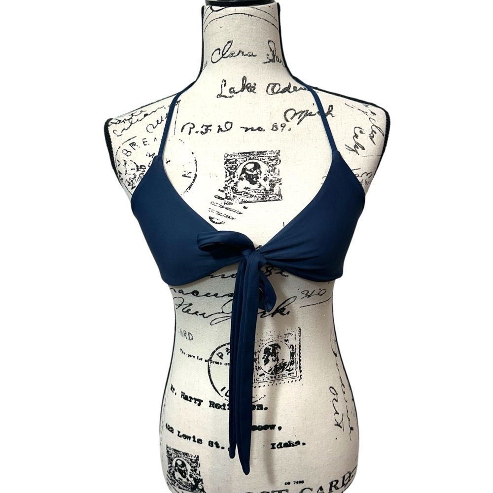 Frankie's Bikinies Blue Front Tie Chrochet Back Halter Top,‎ XS